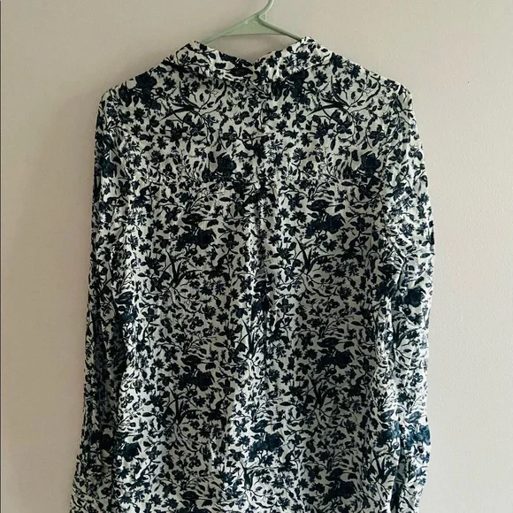 Floral Womens blouse - Picture 2 of 4